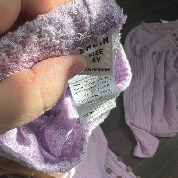 Set - Picture 3 of 3